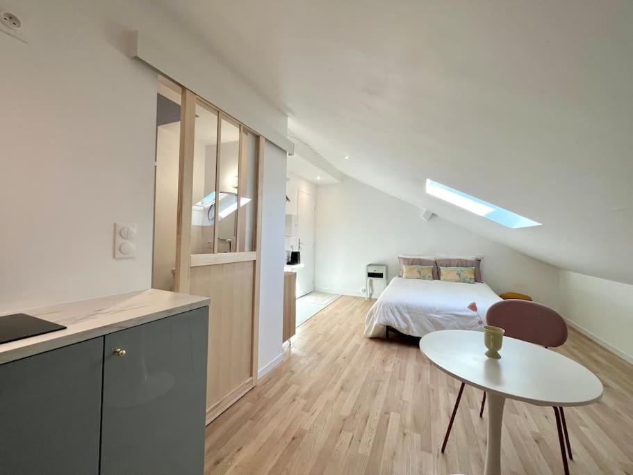 Studio Jade : Charmant Logement Place Clemenceau Apartment Pau Exterior foto