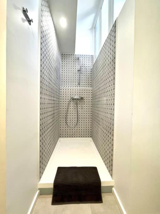 Studio Jade : Charmant Logement Place Clemenceau Apartment Pau Exterior foto